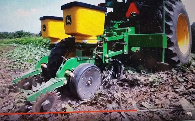 No-till sowing into soil covered with plant residues